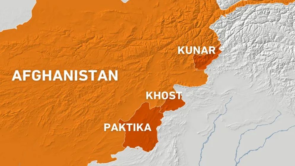 মধ্যরাতে আফগানিস্তানে পাকিস্তানের বিমান হামলা, নিহত ১০