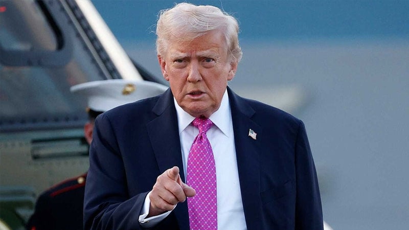 প্রেসিডেন্ট ডোনাল্ড ট্রাম্প